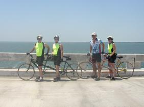 Two Tandem Train on the breakaway Miami to Key Largo