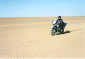 heading south towards the sanddunes of Erg Chebbi